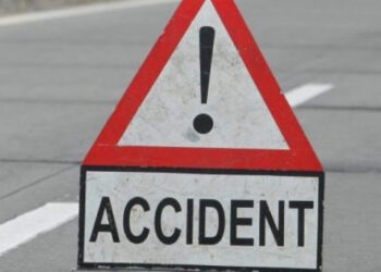 Șase persoane au fost rănite după ce un microbuz s-a răsturnat pe DN 19E, în județul Bihor