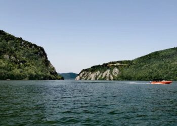 Situația hidrologică a revenit la normal pe întreg sectorul românesc al Dunării