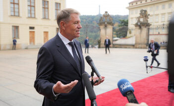 Președintele României va participa la prima reuniune a Comunității Politice Europene și la reuniunea informală a Consiliului European de la Praga