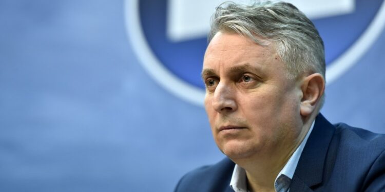 Ministrul Afacerilor Interne dorește majorarea salariilor angajaților MAI