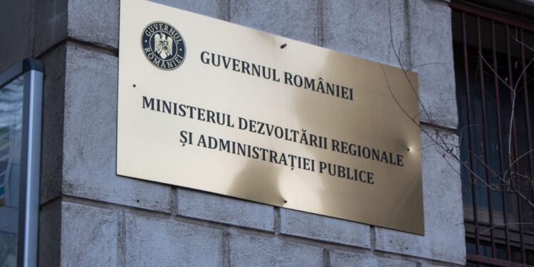 Ministrul Dezvoltării susține că au fost depuse proiecte de peste 3 miliarde de euro în cel de-al doilea apel pentru Valul Renovării