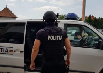 14 percheziții domiciliare într-un dosar privind operațiuni fictive de reciclare