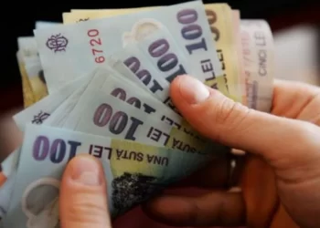 Marcel Ciolacu a anunțat că urmează să se stabilească nivelul majorărilor salariilor și pensiilor: „Fără să mărim salariul minim pe economie, migraţia va continua către alte zone”