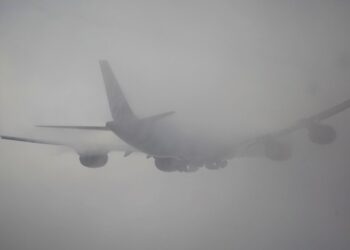 Un zbor a fost anulat și alte trei au fost deviate de pe Aeroportul Internațional Sibiu, din cauza ceții