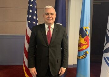 Întrevederea ministrului apărării naționale cu delegaţia Parlamentului şi a Administraţiei programului de Achiziţii pentru Apărare din Republica Coreea
