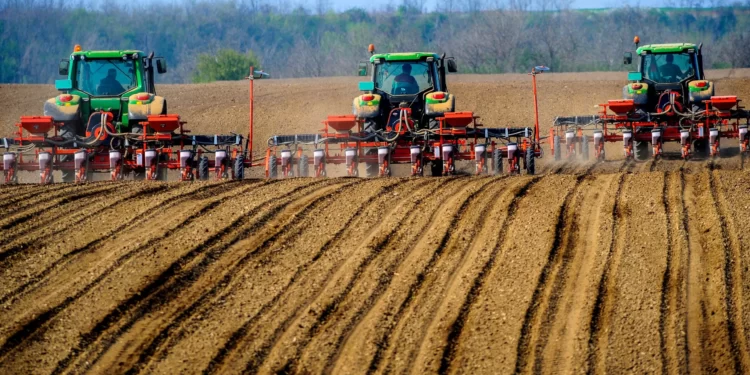 Fonduri europene în valoare de 391,4 milioane euro pentru instrumente de gestionare a riscurilor din agricultură