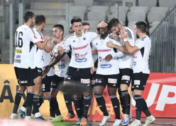 Universitatea Cluj a învins-o pe FCSB cu 2-1