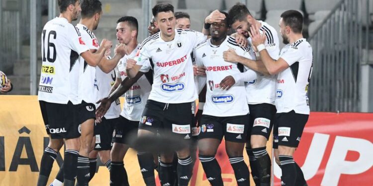 Universitatea Cluj a învins-o pe FCSB cu 2-1