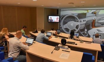 Renault Technologie Roumanie sărbătorește 15 ani de activitate