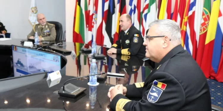 Întâlnirea anuală a șefului Forțelor Navale cu atașații militari străini acreditați în România: „Până acum, mai mult de 30 de mine marine au fost neutralizate în bazinul vestic al Mării Negre”