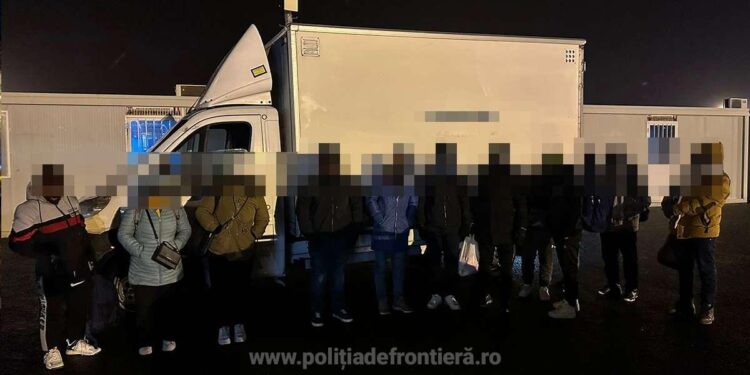 44 de cetățeni străini au încercat să treacă ilegal frontiera în Ungaria, prin PTF Nădlac II
