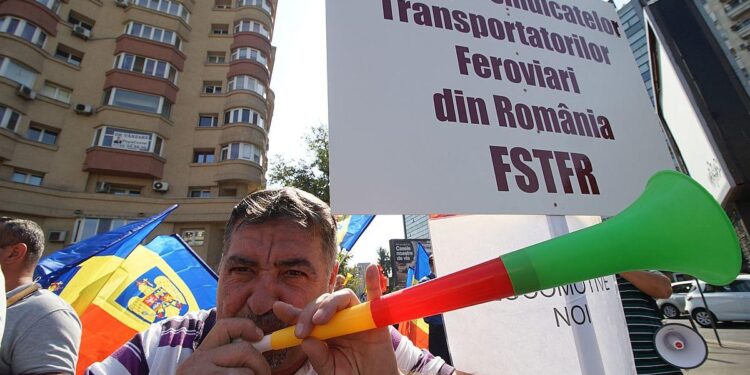 Angajații CFR amenință vor face proteste în stradă! Urmează o nouă grevă generală! „Protestăm pentru aplicarea legii nr. 195/2020!”