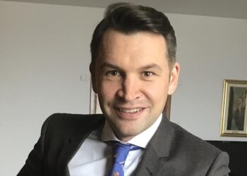 Ionuț Stroe nu dă doi bani pe nemulțumirile UDMR-ului! „Și noi am putea să spunem că nu înțelegem de ce trebuie să renunțăm la Transporturi”