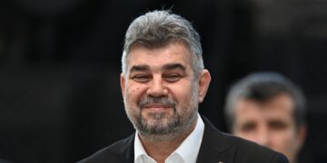 Marcel Ciolacu: „Haideți să ținem copiii în clase, nu pe străzi. Și noi să continuăm dialogul!”