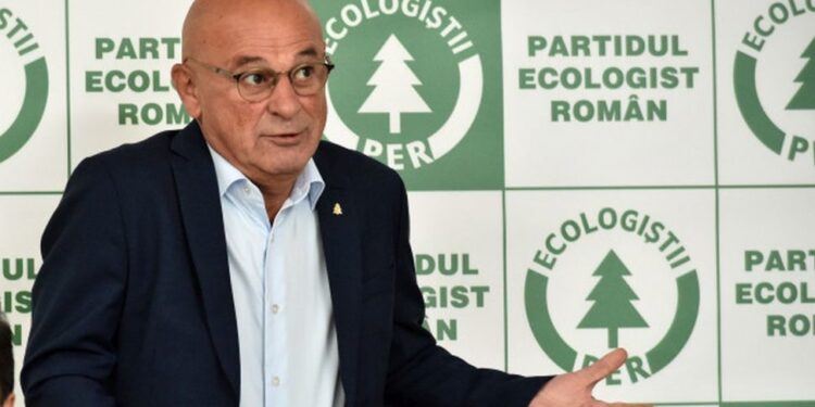 Partidul Ecologist Român: „Este inadmisibil ca premierul să le bată indirect obrazul profesorilor!”