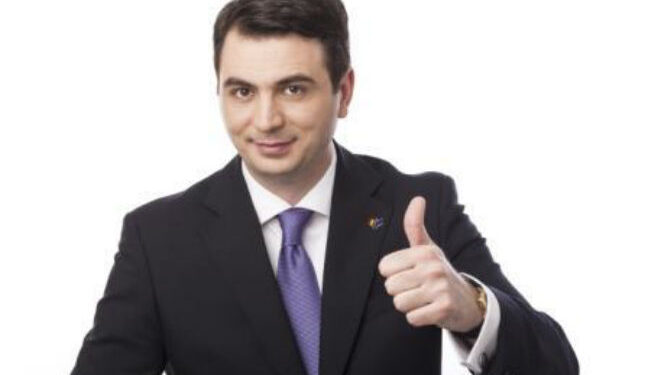 Radu Popa, deputat PSD: „L-am invitat pe Dâncu la restaurant, s-a întâmplat să fie acolo Târziu și Coldea!”