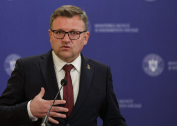Marius Budăi a anunțat când se vor tăia pensiile!