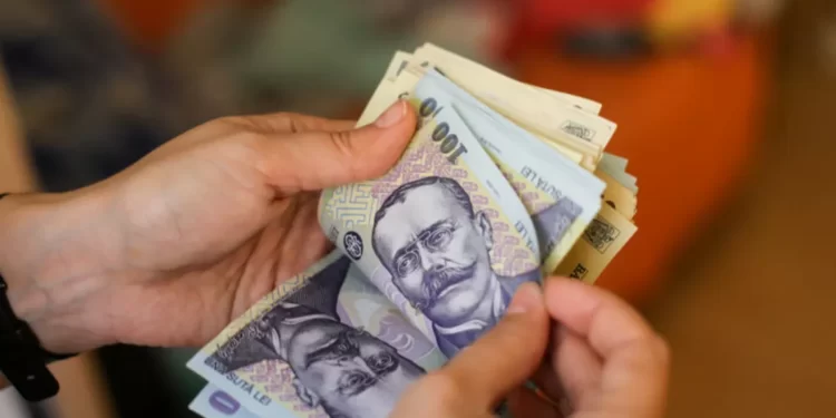 Cresc salariile, cresc și sporurile în învățământ – Recunoașterea meritelor profesorilor într-o serie de beneficii suplimentare