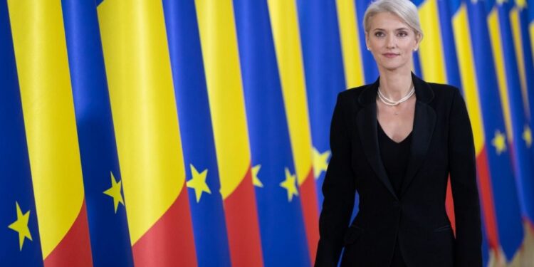 Noul ministru al Justiției, Alina Gorghiu, le transmite magistraților să-și mai pună pofta în cui!