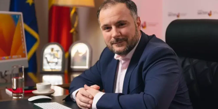 Cine este Rareș Hopincă, noul Prefect al Capitalei?