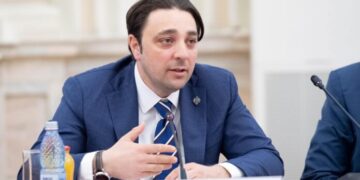 Senatorul PSD Alfred Laurențiu Mihai minte! „România reușește să mențină unul dintre cele mai accesibile prețuri la pompă din Europa”