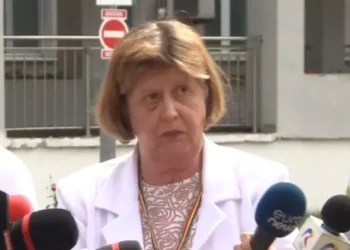 S-a făcut dreptate! Managera căreia nu i-a păsat că tânăra naște pe trotuarul din fața spitalului din Urziceni, dată afară!