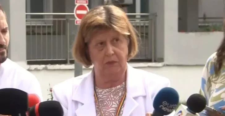 S-a făcut dreptate! Managera căreia nu i-a păsat că tânăra naște pe trotuarul din fața spitalului din Urziceni, dată afară!