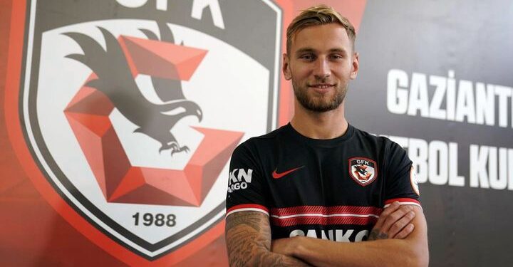 Denis Drăguș a fost prezentat la Gaziantep