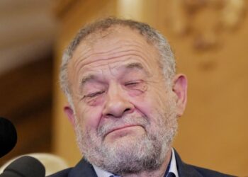 Dumitru Buzatu, săltat de procurorii DNA după ce a luat o mită babană, cu șase zerouri!