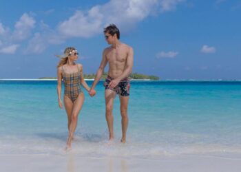 Antoaneta Tătărușanu, fără sutien pe Instagram!