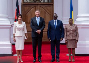 Gafa făcută de Carmen Iohannis în Kenya! S-a văzut TOT!