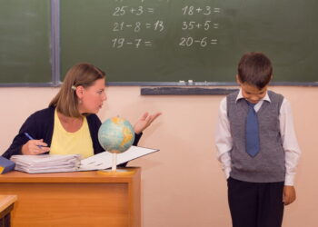 România, țara tuturor discriminărilor! Elevii, segregați mai ceva ca sclavii negri din America!