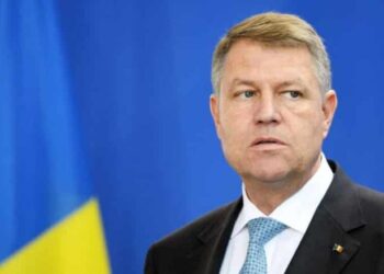 AUR cere modificarea legii – Locuința de protocol să aibă maxim 150 de metri pătrați, nu de 1250 de metri pătrați cum vrea Iohannis