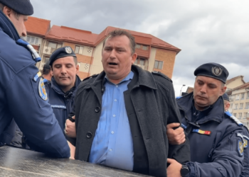 Diana Șoșoaca: „Jandarmeria a ajuns o haită de derbedei bătăuși, puși să omoare români naționaliști!”