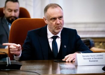 Cât ne costă nesăbuința guvernanților. Sorin Lavric (AUR): 8815 euro, suma pe care fiecare cetățean român activ trebuie să o plătească ca să stingă datoria externă a țării!