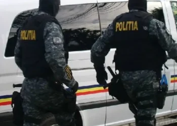 17 percheziții în Suceava și Botoșani într-un dosar de trafic de minori, trafic de persoane și proxenetism