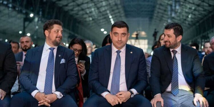 George Simion, la Vaslui: Dumitru Buzatu e aici? N-are ce căuta hoțomanul de Buzatu. Poate oleacă de mămăligă mai voia el. La pușcărie!