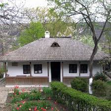 Se redeschide Muzeul Memorial „Ion Creangă” din Humuleşti