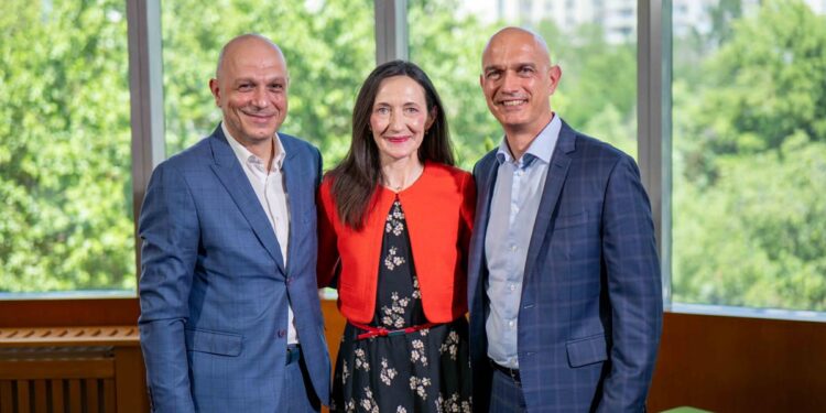 Observăm creșterea fraudelor cibernetice în care oamenii sunt păcăliți și pierd mulți bani – Vladimir Kalinov, vicepreședinte Raiffeisen Bank