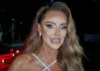 Preafrumoasa Bianca Drăgușanu: “E greu să găsesc un bărbat ca mine, superb, natural, deștept, frumos”. Iar când îl găsește, descoperă că are Octavia!