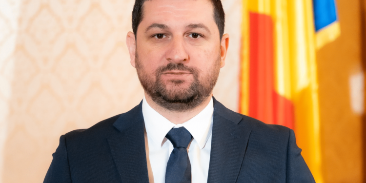 Marius Lulea (AUR), după întâlnirea lui Orban cu Putin: Un sclav s-a dus să pupe mâna stăpânului