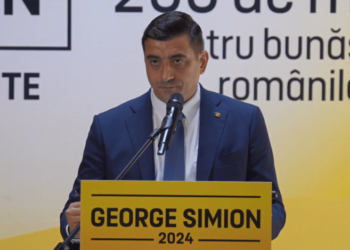 Simion, despre Şoşoacă şi Lasconi: Să se lămurească între ele care fac mai multe mătănii, că brusc au luat-o pe calea credinţei/ Acum câţiva ani erau împotriva pupăturilor de moaşte