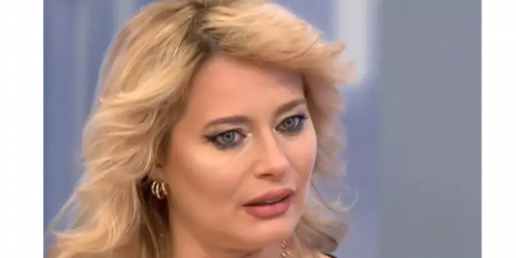 Laura Cosoi, probabil cea mai frumoasă actriță româncă din toate timpurile, la egalitate cu Oana Zăvoranu, revine pe platourile de filmare