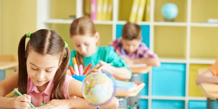 Antibiotice Iași le-a transmis elevilor un nou an școlar plin de realizări și bucurii!