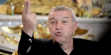 Într-o țară normală, Gigi Becali vorbea cu oile, nu cu televiziunile!