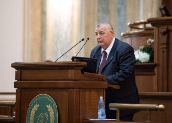 Dorinel Cosma (AUR) a cerut Ministerului Sănătății să ia măsuri pentru a descuraja medicii să mai trimită pacienții de la stat la privat