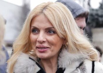 Preafrumoasa deputată Laura Vicol a demisionat din PSD în urma escrocheriei Nordis