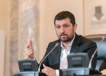 Marius Lulea (AUR): România este astăzi condusă de un clan ce folosește statul român pentru a-și asigura tot felul de privilegii