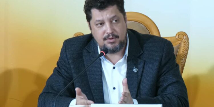 Claudiu Târziu, președintele Consiliului Național de Conducere al AUR, europarlamentar: „România a primit astăzi interdicția oficială de a-și alege un președinte prin voința liber exprimată a națiunii”