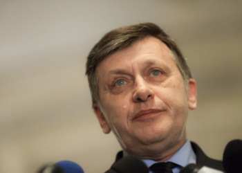 Crin Antonescu, opțiunea surpriză: USR vrea alături de PSD și PNL să propună un candidat comun la prezidențiale